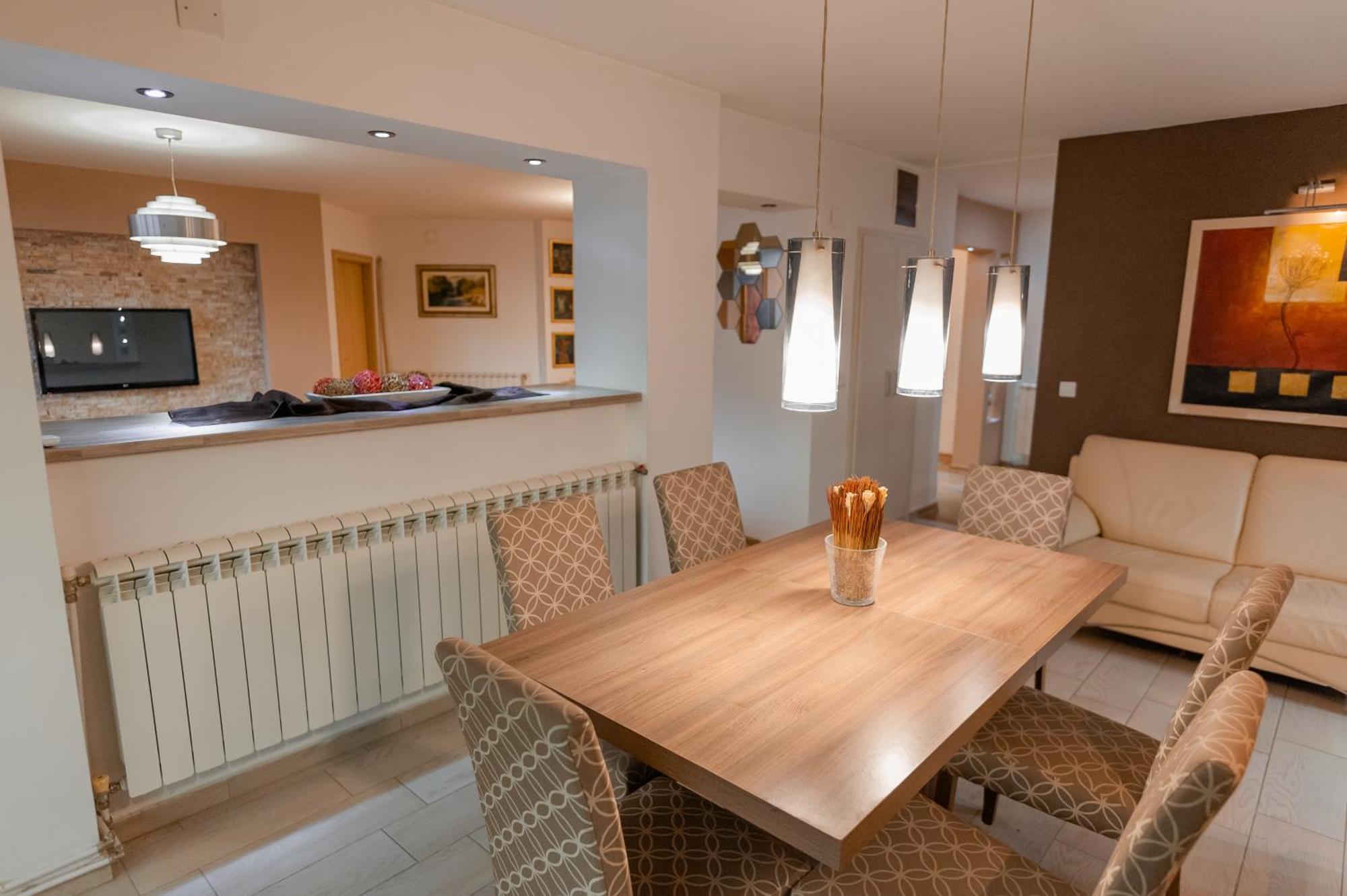 Grand Central Apartment Skopje Bagian luar foto