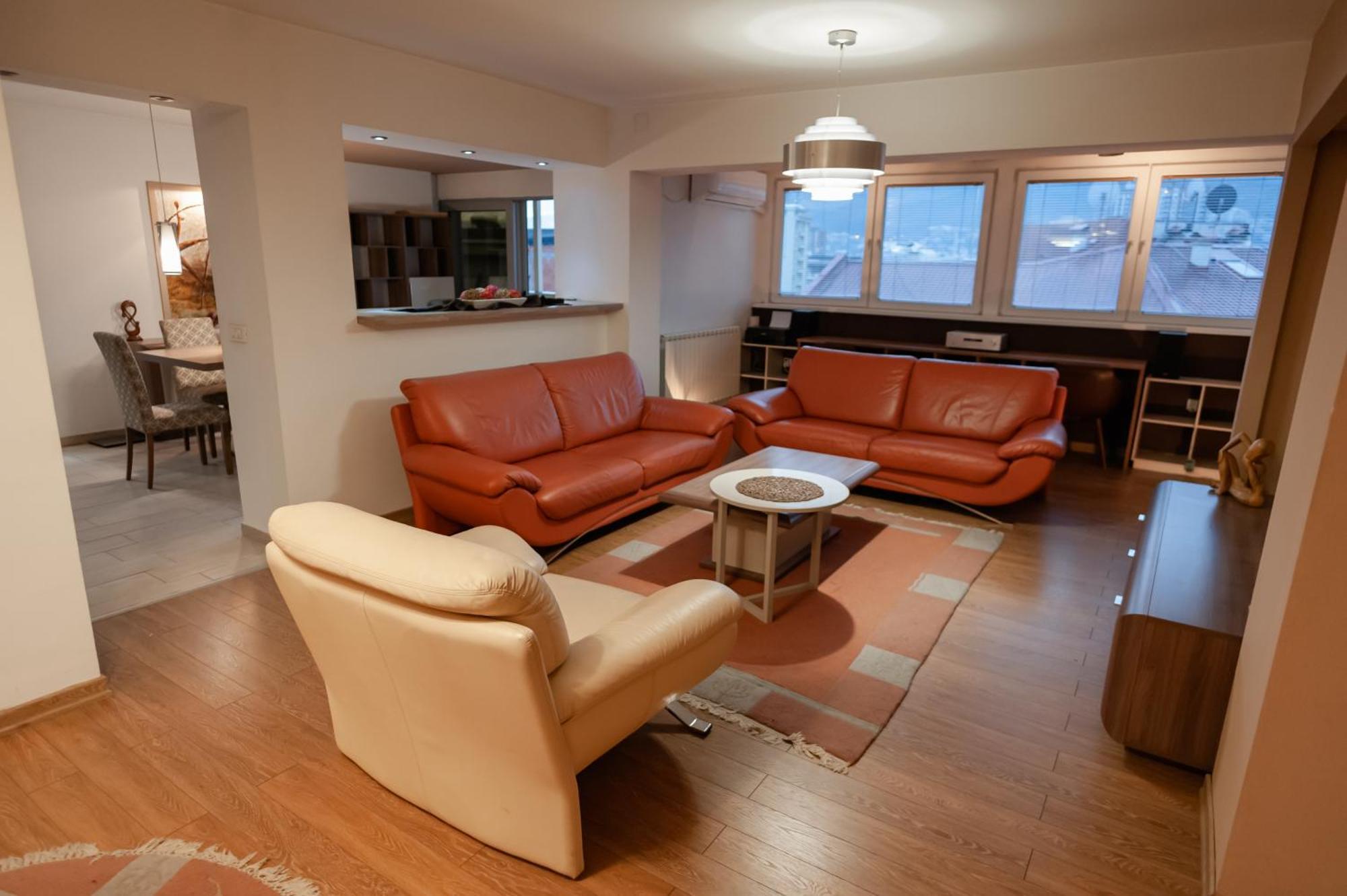 Grand Central Apartment Skopje Bagian luar foto